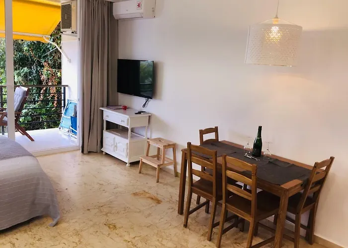 Magical Sea View Апартаменты Торремолинос